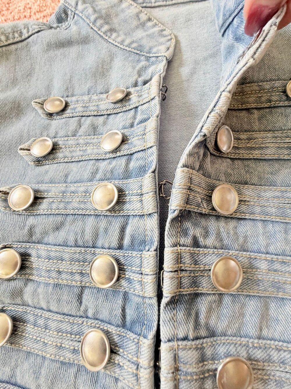 Zara Women’s Light Wash Denim Military Jacket Silver Button Front Size M NWT - Picture 6 of 9